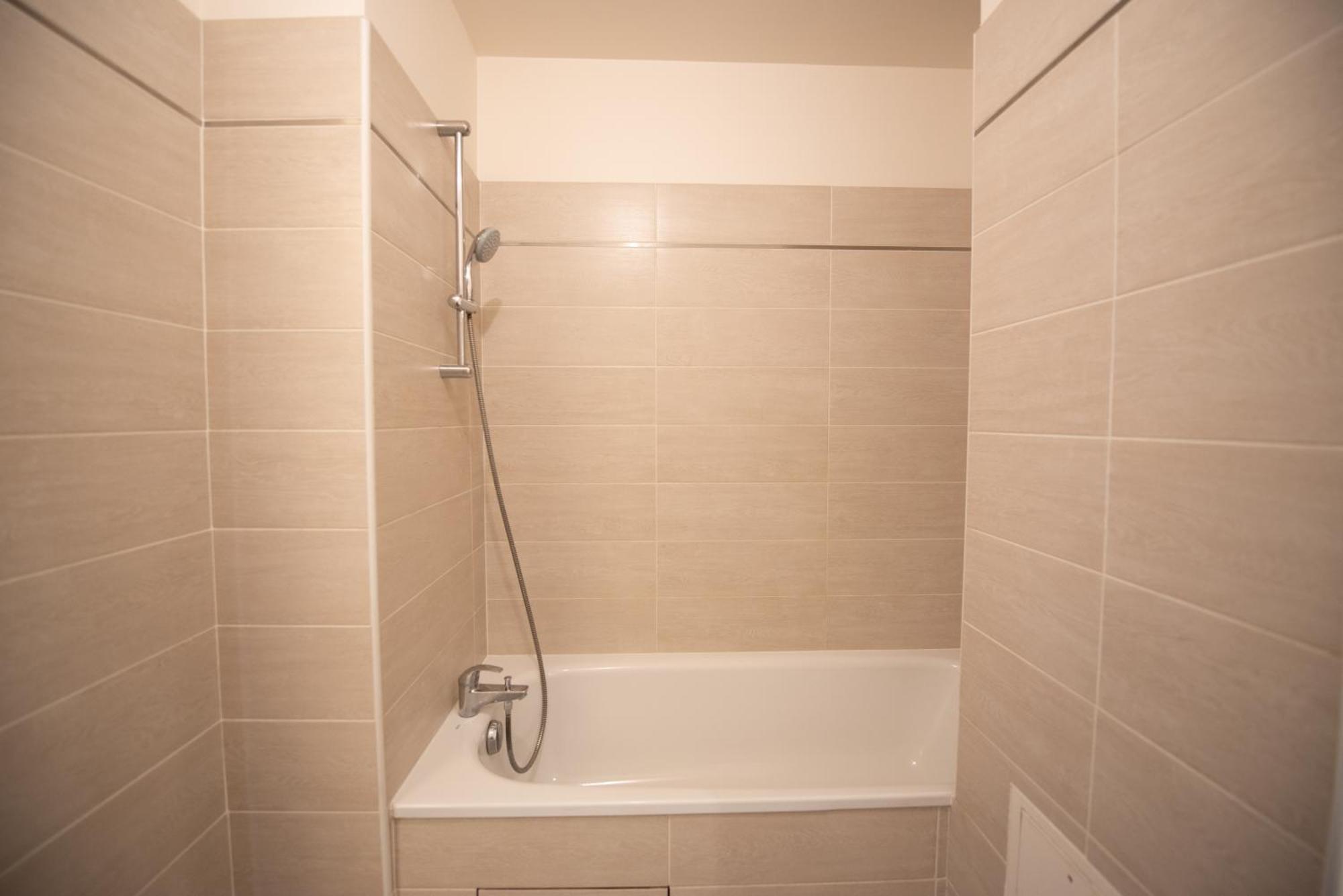 Appartements De 2 Ou 3 Chambres A 40 Minutes De Paris Courcouronnes Kamer foto